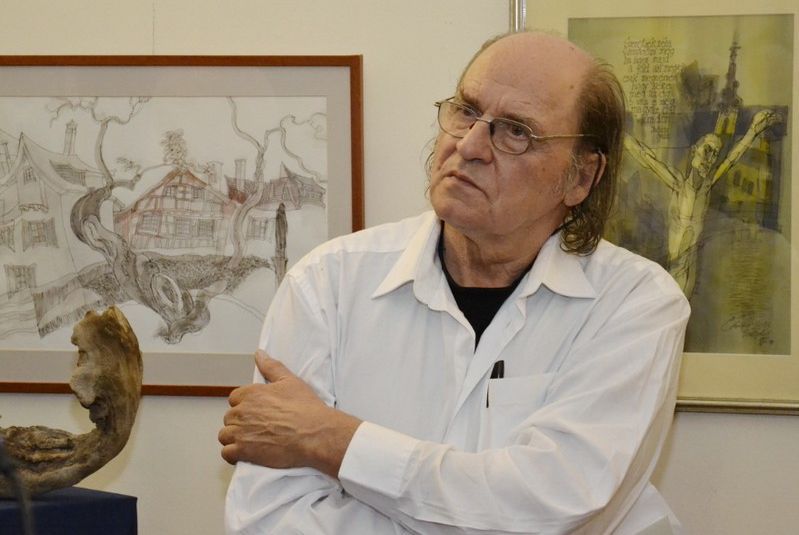 Kiállít Debrecen ikonikus művésze