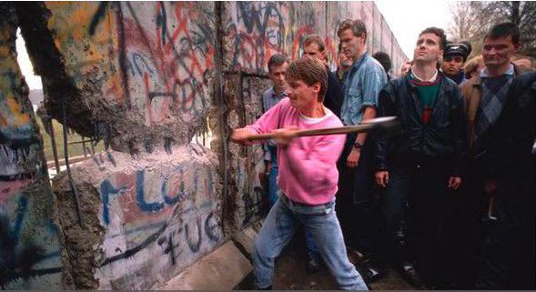 A debreceniek így járultak hozzá a berlini fal ledöntéséhez