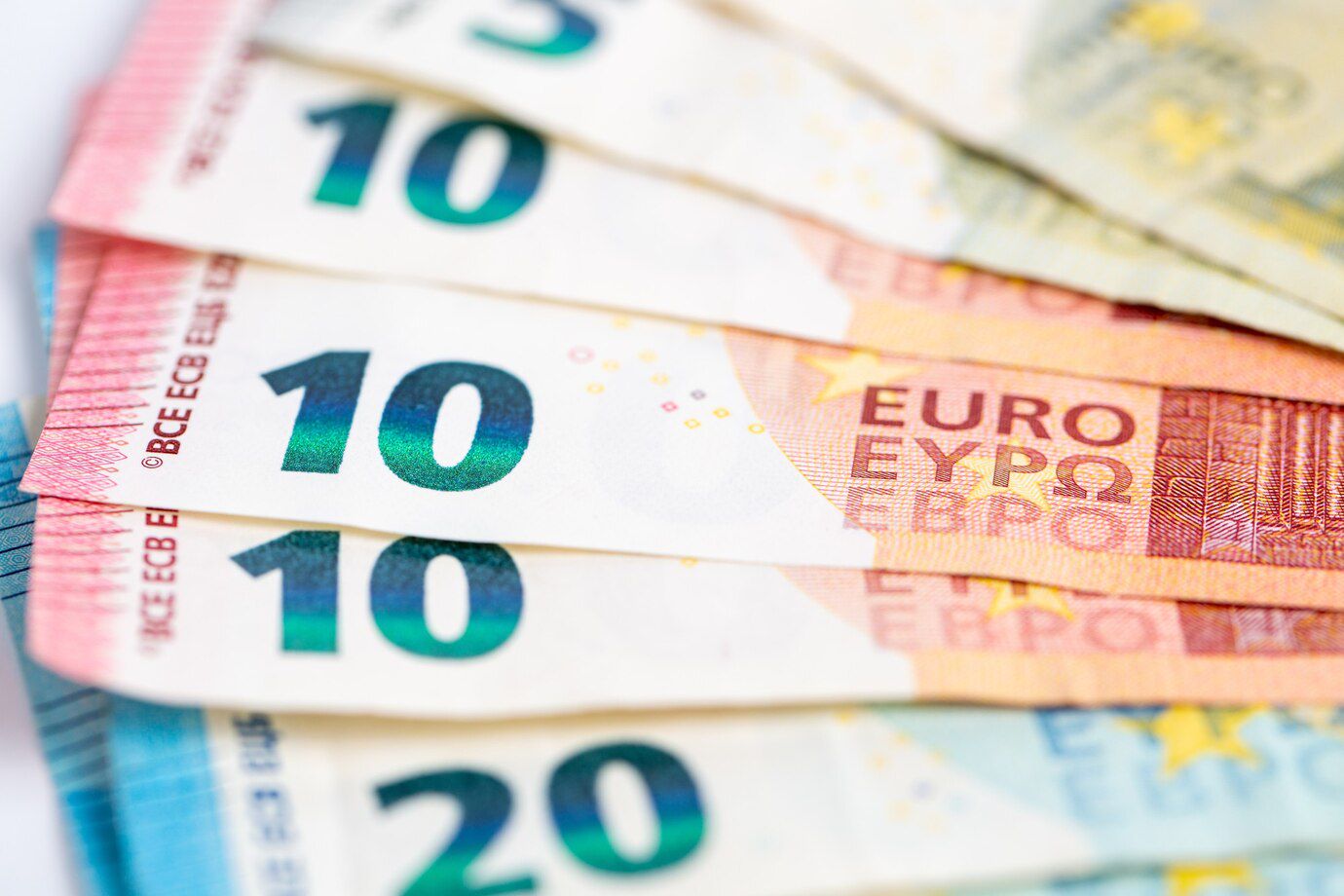 Leszúrással fenyegette kuncsaftját a borsodi szexmunkás