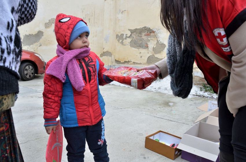 400 debreceni nélkülöző család kapott ajándékot