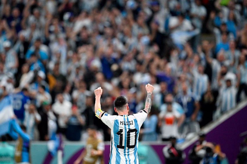 Argentína a világbajnok; Messi felnőtt Maradonához