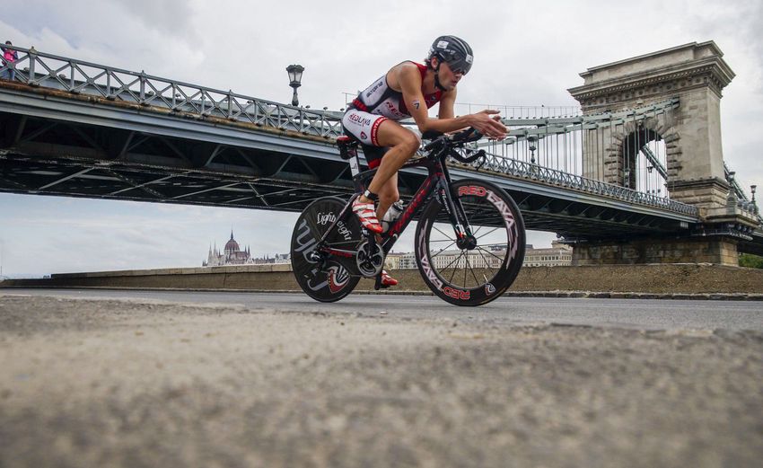 Meghalt egy sportoló a budapesti Ironman versenyen