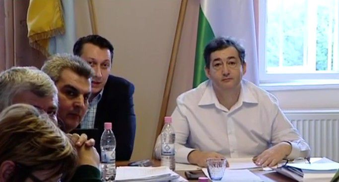 Debrecen demokratikusabb hely, mint Felcsút!