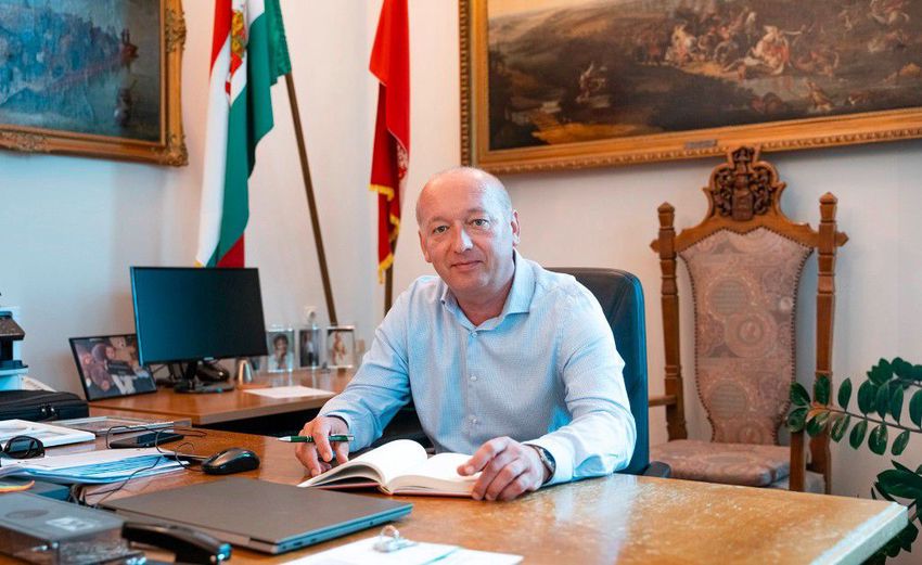 Ittasan rollerezett a polgármester, a volt DVSC-játékos apja