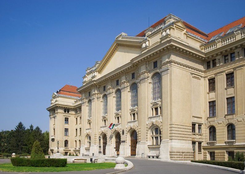 Ugye a Debreceni Egyetem főépülete a legszebb?