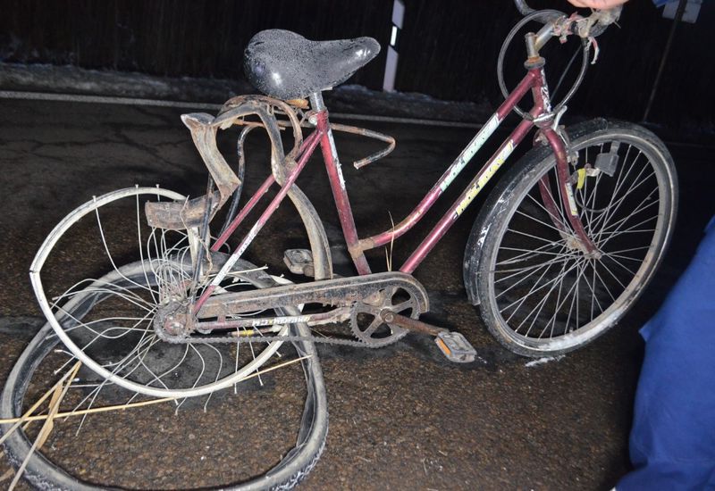 Kerékpáros halt meg Hortobágynál