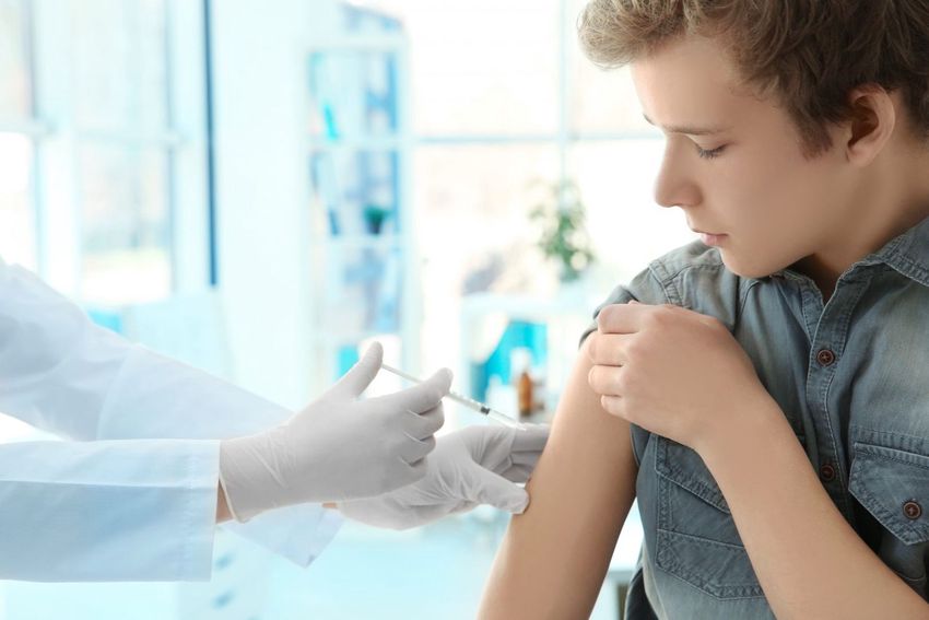 Ősztől a fiúk is megkaphatják a HPV elleni védőoltást