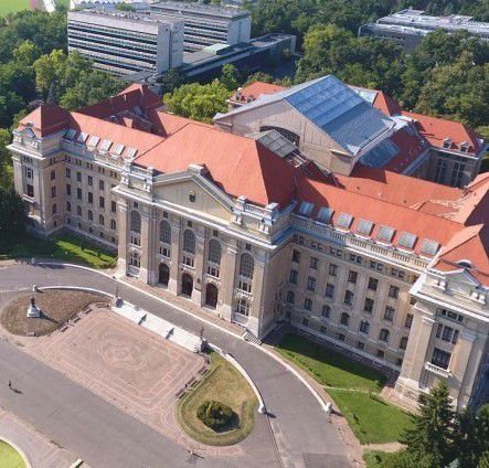 Már az Országgyűlés előtt a Debreceni Egyetem ügye