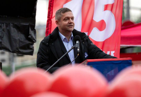 Az MSZP elnöke Debrecenben: „Meg kell állítani azokat, akik elárulják a hazájukat”