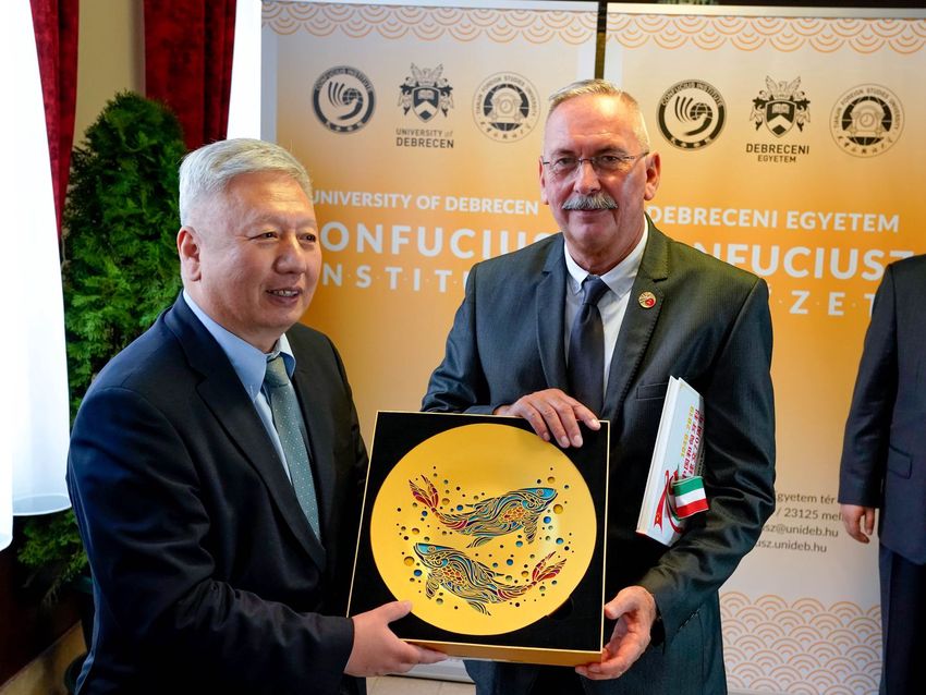 Debrecenben is elérhető a világméretű kínai intézet