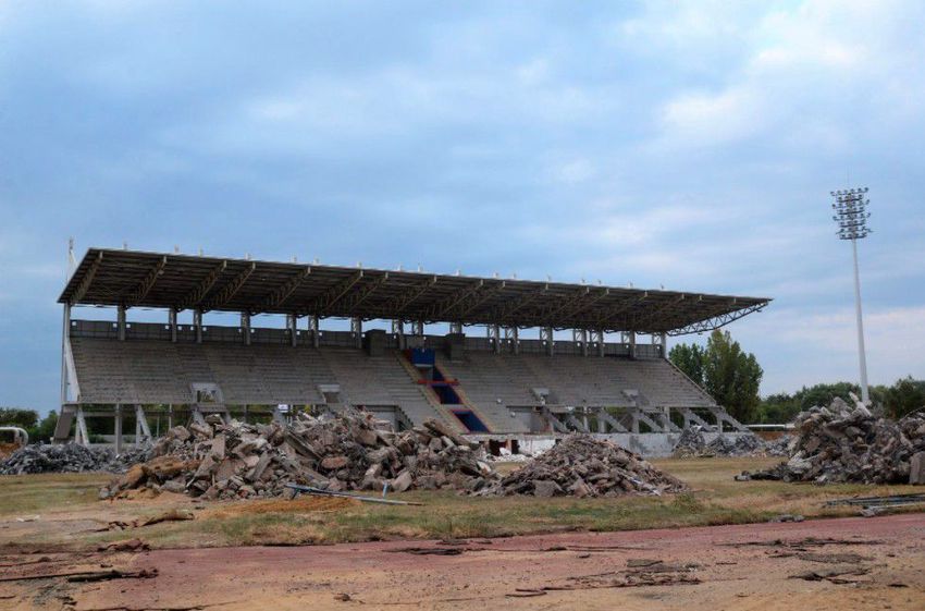 Már majdnem teljesen elbontották a Szpari-stadiont + FOTÓK!