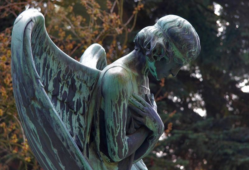 Semmi sem szent: rablás a miskolci temetőben