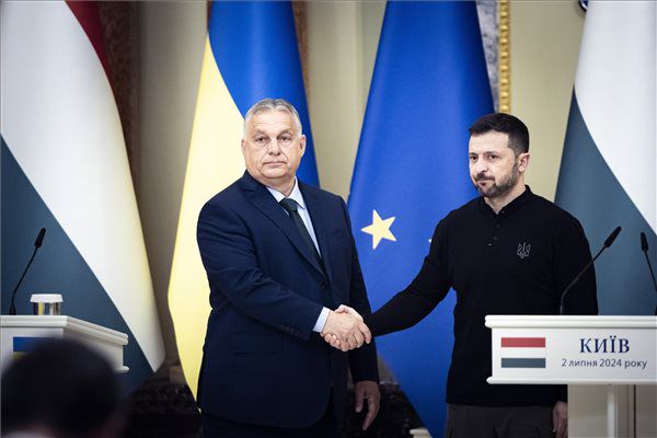 Orbán: „nem meggyőzni akartam Volodimir Zelenszkijt”