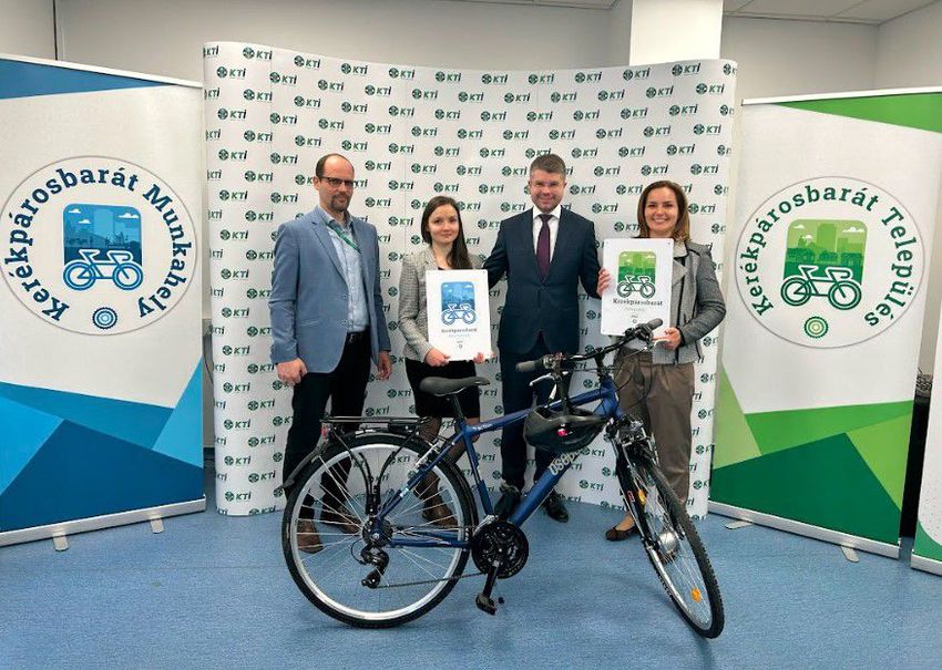 Debrecen kerékpárosbarát - ismerték el Budapesten