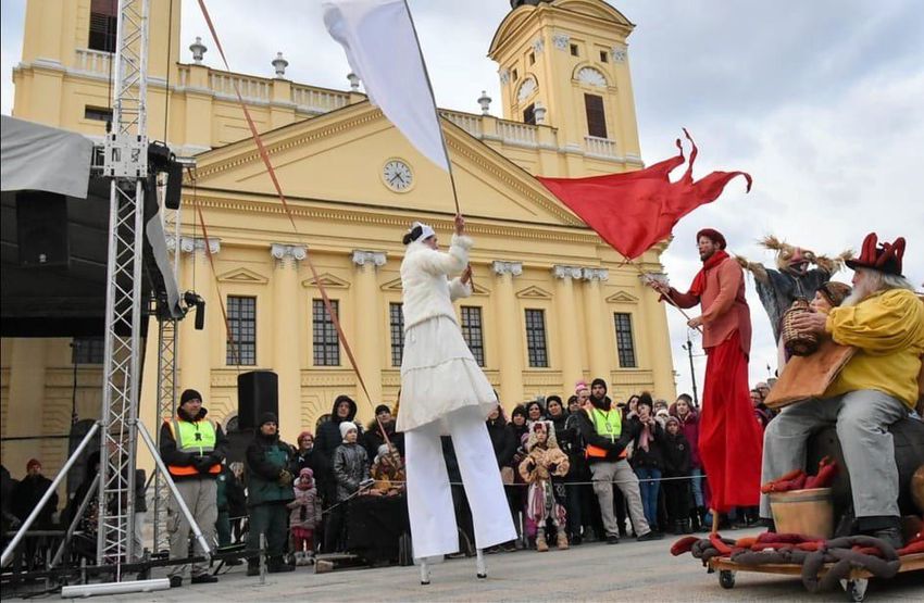 Debrecenben már elűzték a telet - FOTÓKKAL