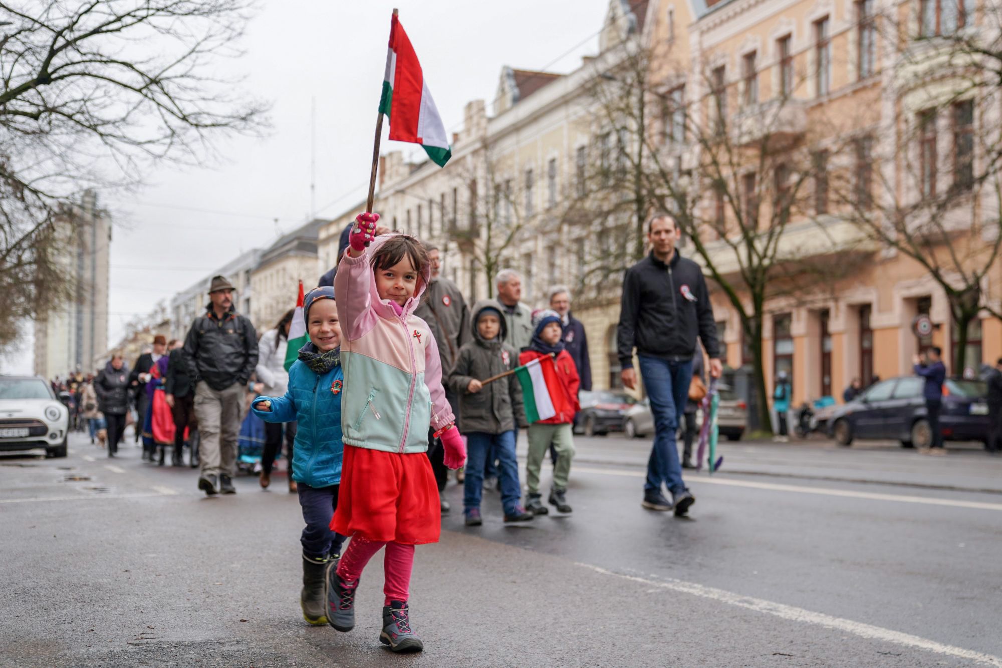 A debreceni masírozás képekben