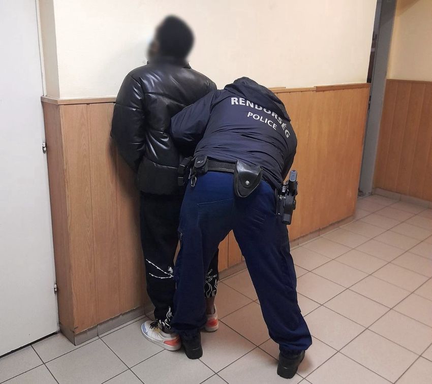 Két külföldi kábítószer-terjesztőt fogtak el Debrecenben