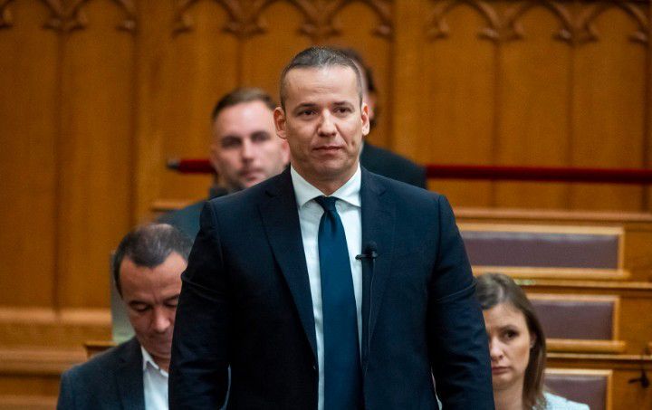 Orbán-Toroczkai szópárbaj a parlamentben Debrecenről