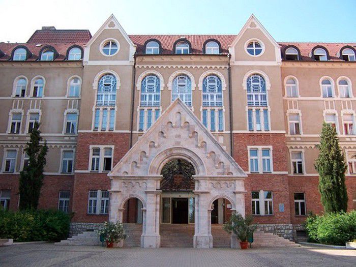 Debrecen után Szegeden és Pécsen is megszavazták az egyetemi modellváltást