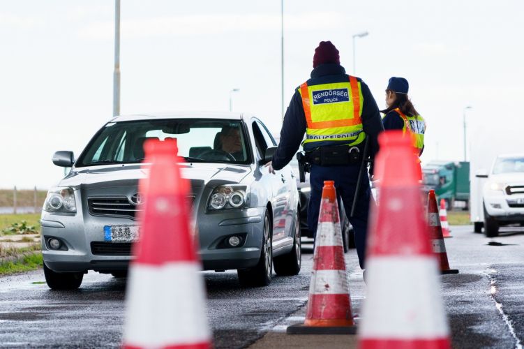 Schengen: Románia és Bulgária januártól tag