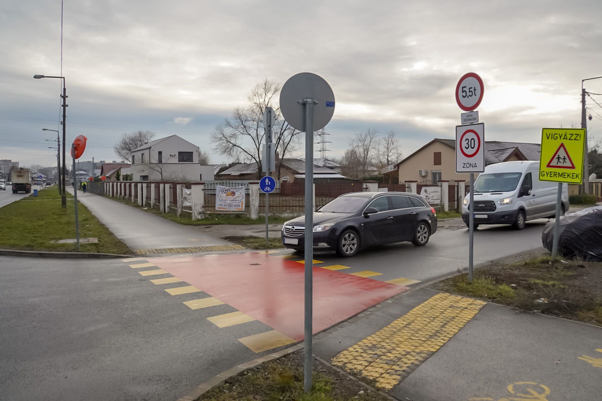 Egymásnak feszültek a lakók a Lóskúti városrészben