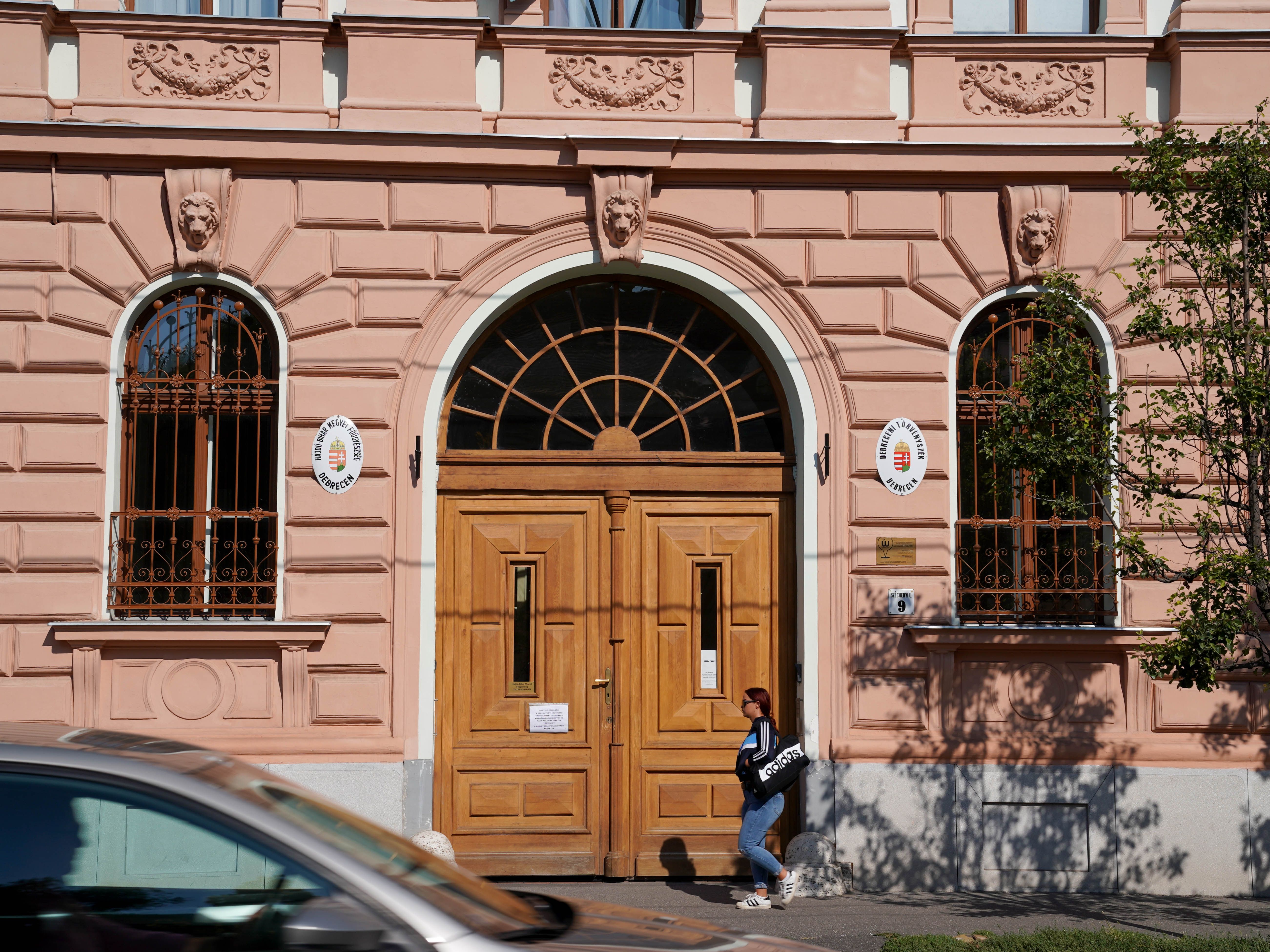 A tárgyalóteremben őrjöngött Debrecenben – elítélték