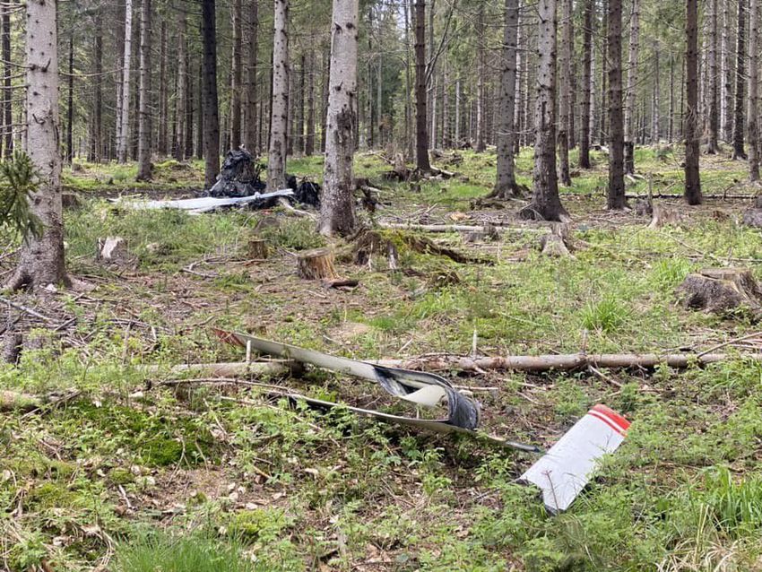 Megtalálták a kisrepülő roncsait: meghalt a magyar pilóta