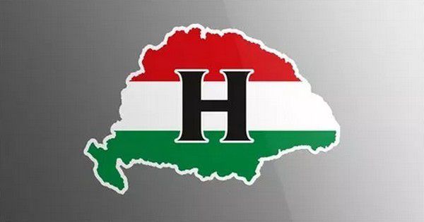 Nagy-Magyarország autómatricával kampányolnak