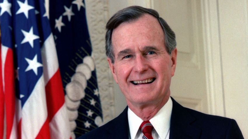 Elhunyt George Bush