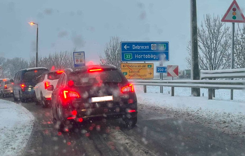 Fehér ruhát öltött Debrecen és Hajdú-Bihar