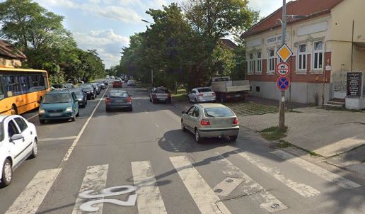 Két autó karambolozott Miskolcon