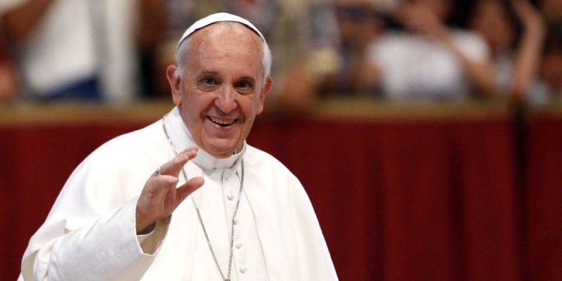 Ferenc pápa elleni merénylettel fenyegetőzött egy férfi