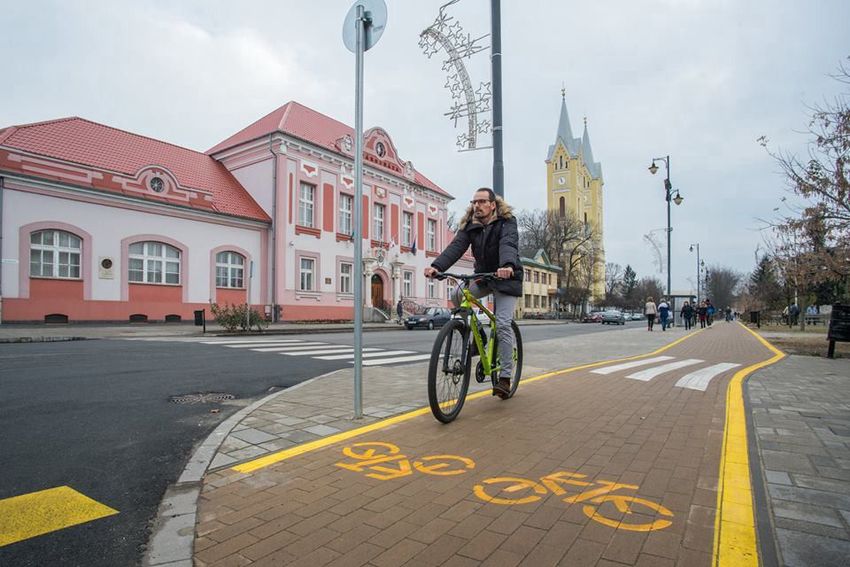 Befejezték a kerékpárút-fejlesztést Hajdúhadházon