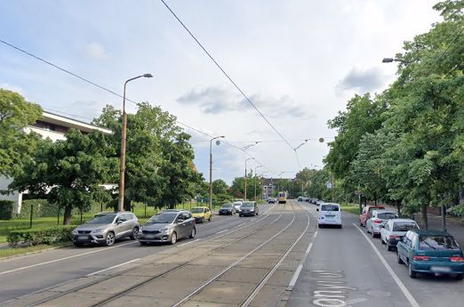 Gépkocsik ütköztek Debrecenben