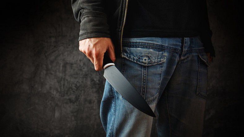 Késsel támadt egy szurkolóra Miskolcon