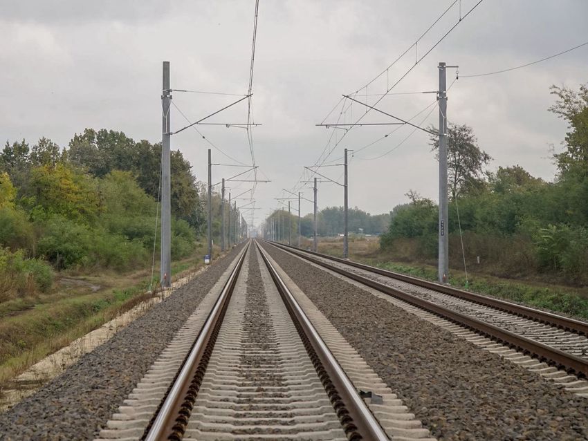 Keresik a tervezőt a Debrecen-Nyíregyháza vasútvonal korszerűsítéséhez
