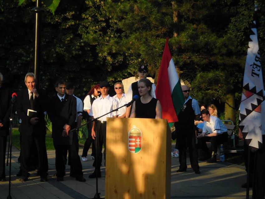 Vona ellen tüntetnek Debrecenben