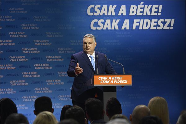 Orbán a romákra is számít a választási küzdelemben