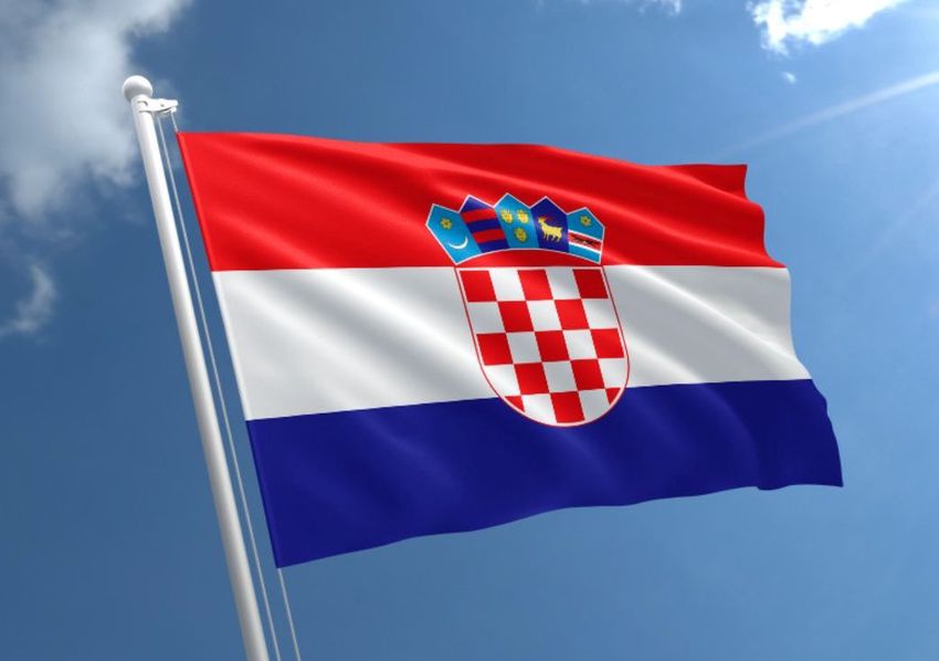 Nyit a magyar-horvát határ
