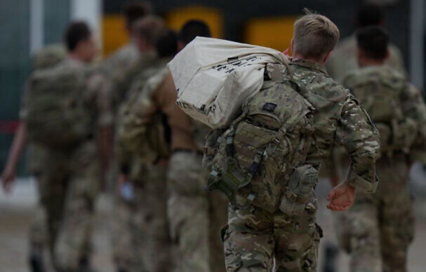 Elhagyta Afganisztánt az utolsó amerikai katona is
