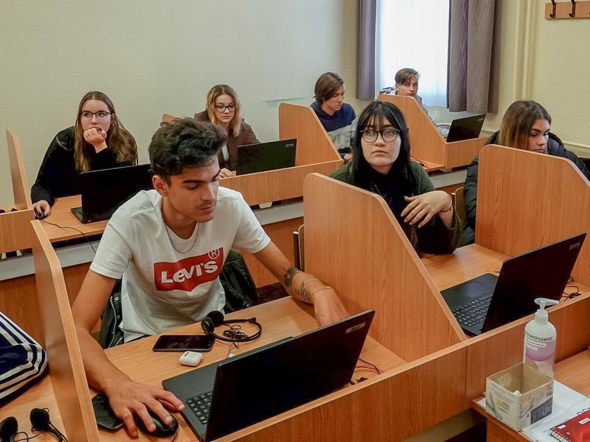 Több mint ezer diák nyelvtudását fejlesztették Debrecenben