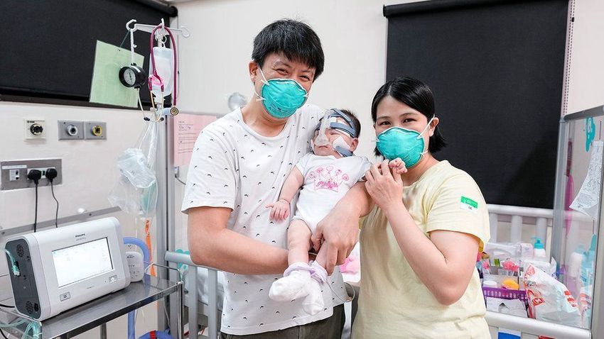 Hazavihették a kórházból a valaha mért legkisebb súllyal született csecsemőt