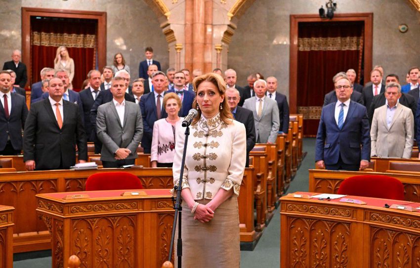 Egy nővel több az Országgyűlésben