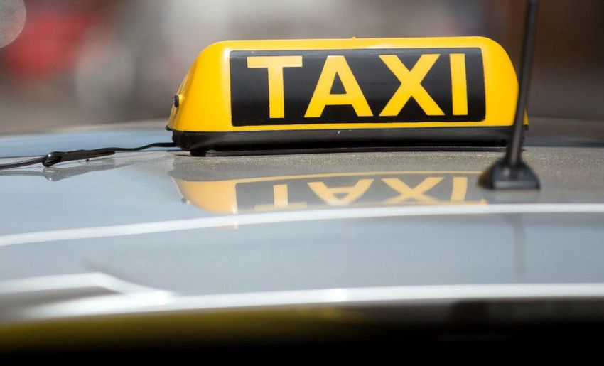 Debreceni taxisok is kéréssel fordultak a miniszterelnökhöz