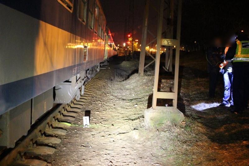 Életveszélyben van a vonat által elsodort debreceni gyerek