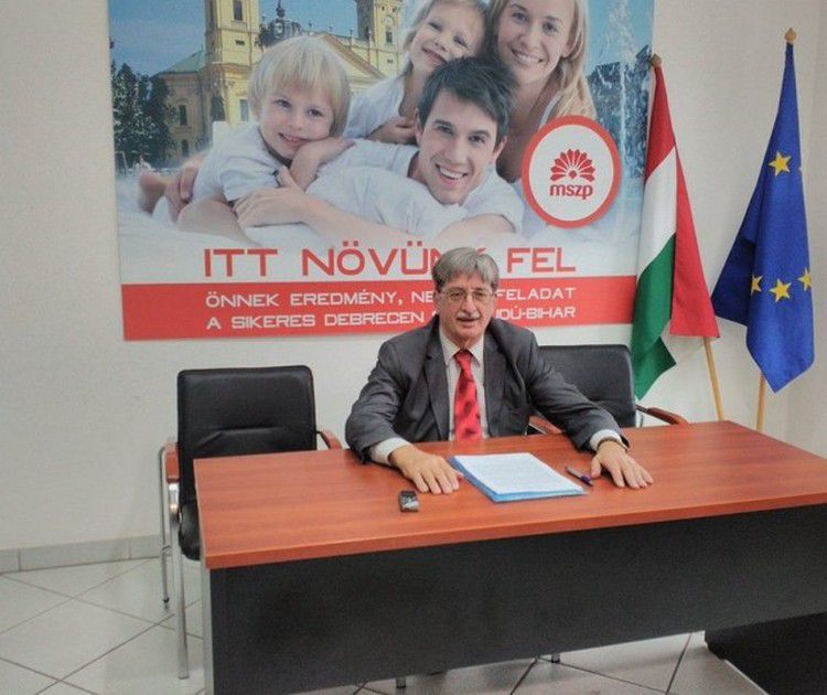 A Fidesz a debreceni szocialistáknak: régi elvtársi emlékek köszönnek vissza