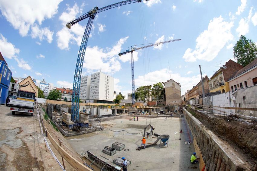 Heteken belül lerakják az új debreceni szálloda alapkövét