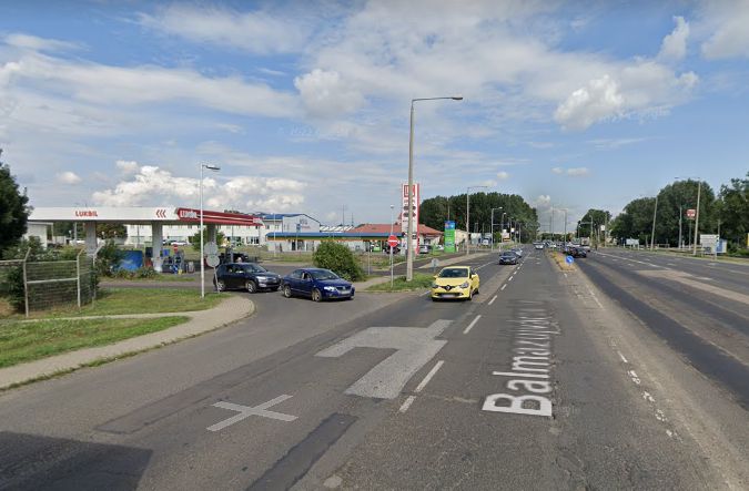 Debrecenben ütköztek gépjárművek