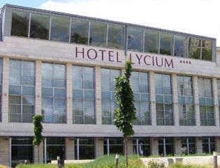 Hotel Lycium: újabb vezetőváltás a debreceni feketebáránynál