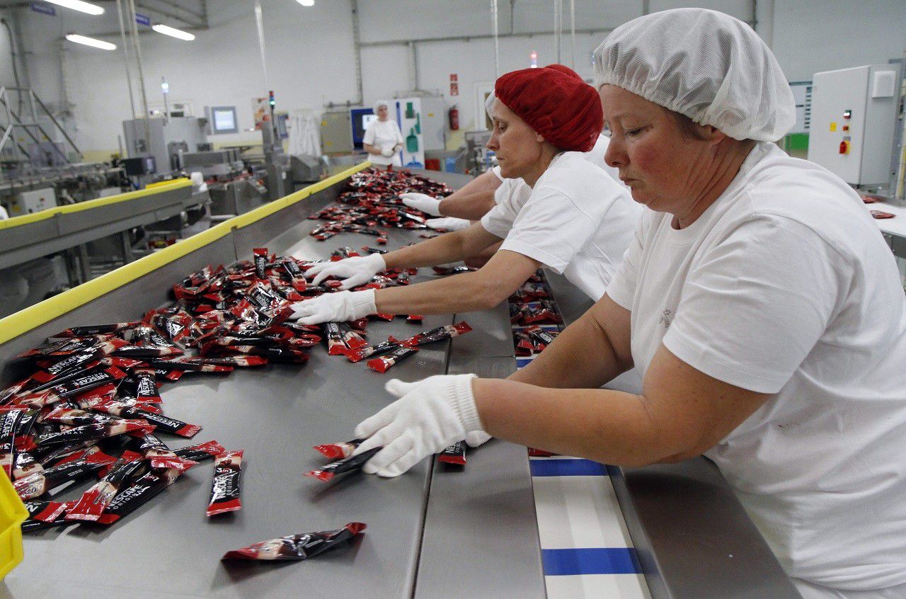 A Nestlé dolgozói bérkiegészítést és rendkívüli juttatásokat kapnak a cégtől